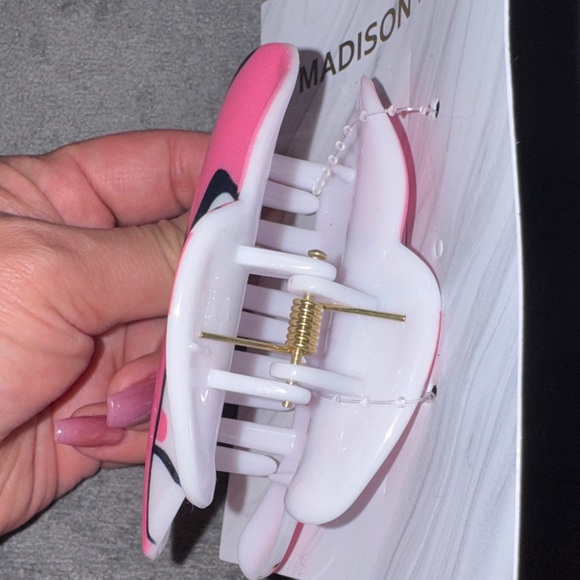 Madison Tyler- NWT Cowboy Hat Pink and White hair Clip - Picture 4 of 5